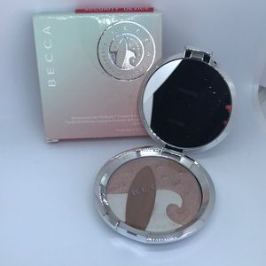 Becca Shimmering Skin Perfector